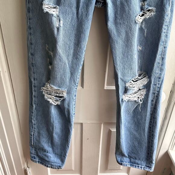 Levi's 501 90s Straight Leg Distressed Jeans Medium Wash - Picture 5 of 13
